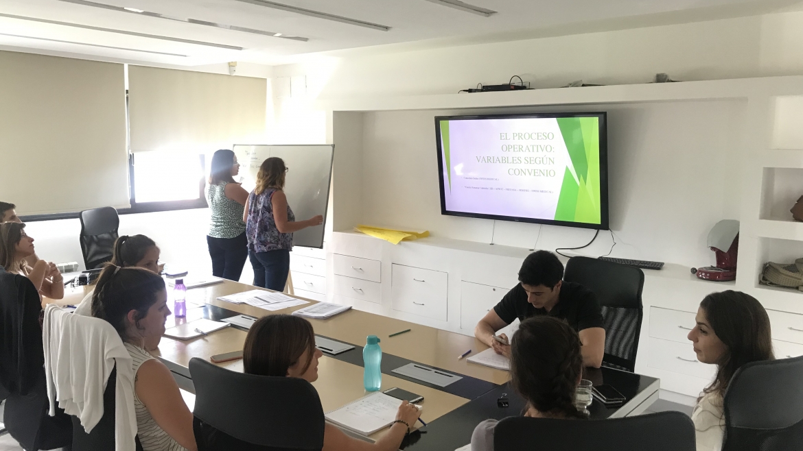 Capacitamos a los nuevos operadores