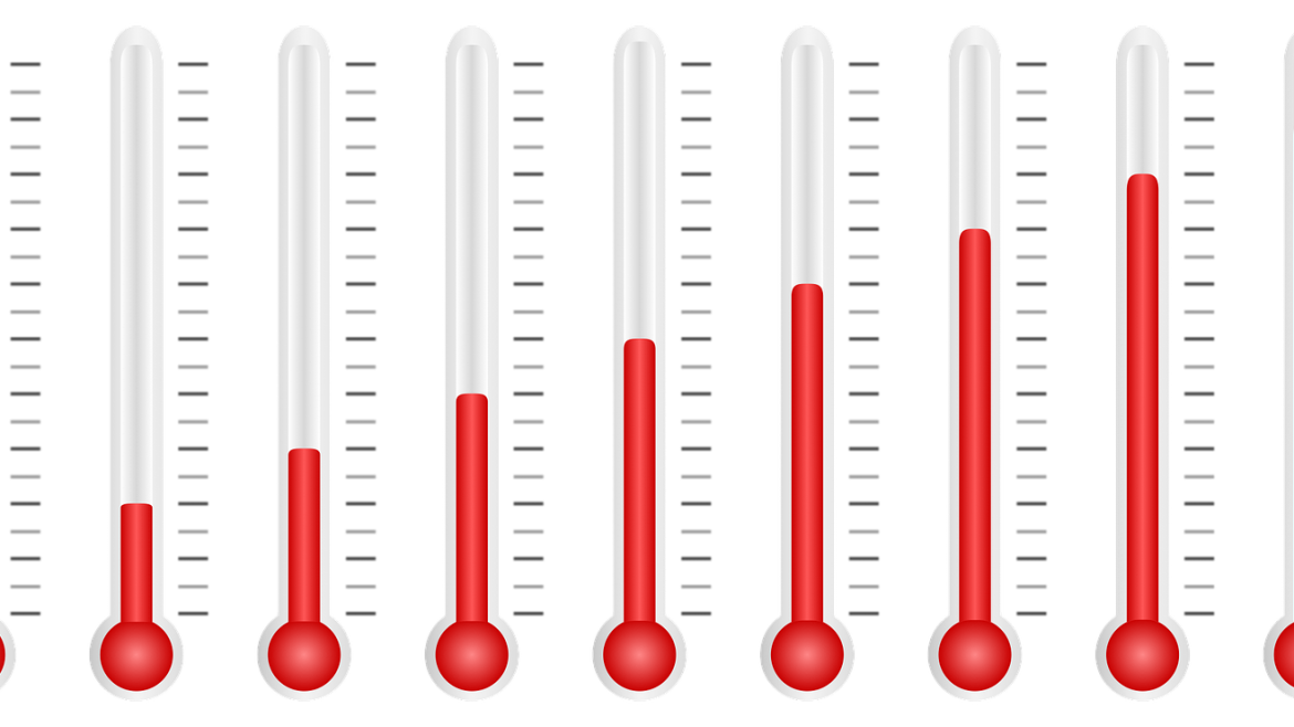 Agotamiento por calor y golpe de calor en niños/as y jóvenes