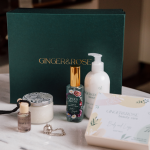 Box Write: Bruma de Almohada + Crema hidratante + Jabón dúo + Difusor para auto + Vela aromática + Apagavela