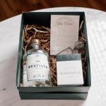 Box Tea Tonic: Gin Restinga 750ml + Blend Light Citrus + Infusor